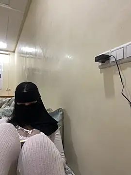 jijijoudia online show from 6, 11, 2025