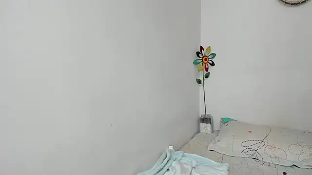 Snapshot of electra_hunt chatting on 8, 12, 2024 electra hunt online show from 8, 12, 2024