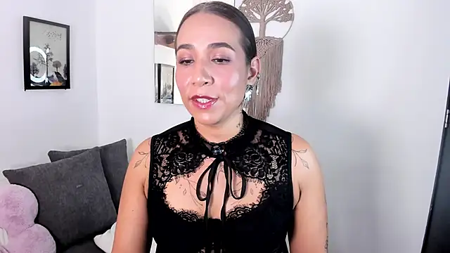 Snapshot of electra_hunt chatting on 30, 4, 2026 electra hunt online show from 30, 4, 2026
