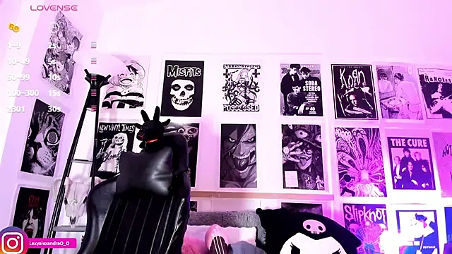 Snapshot of Lexyjoycce chatting on 18, 11, 2025 Lexyjoycce online show from 18, 11, 2025