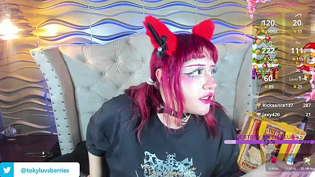 Snapshot of toky_doll chatting on 18, 12, 2024 toky doll online show from 18, 12, 2024