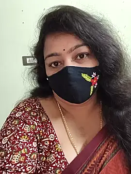 neelu-hoty online show from 2, 11, 2025