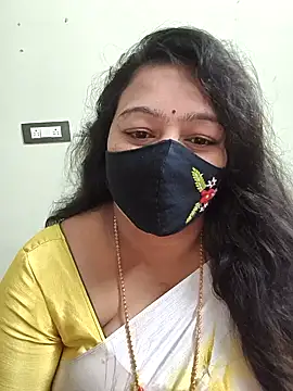 neelu-hoty online show from 25, 2, 2026