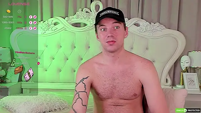 Snapshot of ArthurWhitee chatting on 12, 10, 2025 ArthurWhitee online show from 12, 10, 2025