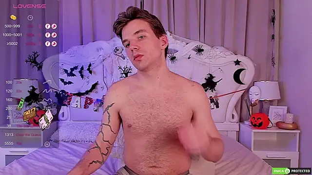 Snapshot of ArthurWhitee chatting on 17, 10, 2025 ArthurWhitee online show from 17, 10, 2025