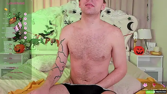 Snapshot of ArthurWhitee chatting on 31, 10, 2025 ArthurWhitee online show from 31, 10, 2025