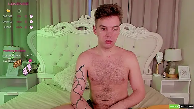 Snapshot of ArthurWhitee chatting on 7, 11, 2025 ArthurWhitee online show from 7, 11, 2025