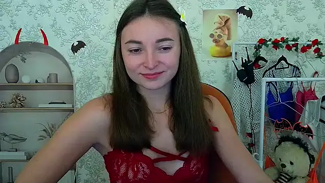  Barbie Kiss  online show from 25, 10, 2025