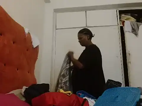 tinagiant online show from 18, 2, 2025