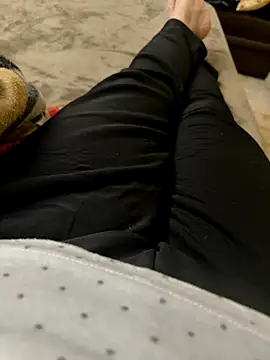 Snapshot of heena13 chatting on 15, 11, 2025 heena13 online show from 15, 11, 2025