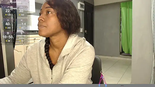 Snapshot of kimberley_123 chatting on 28, 12, 2024 kimberley 123 online show from 28, 12, 2024