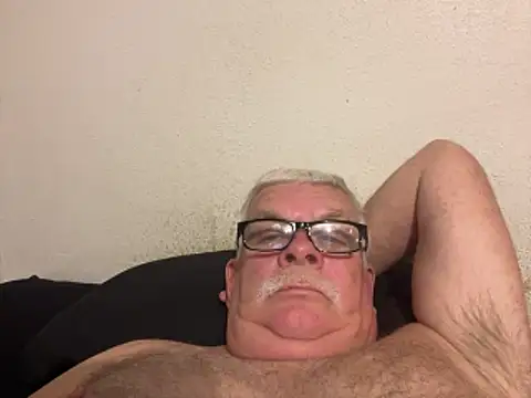 Snapshot of Silver1959 chatting on 11, 5, 2026 Silver1959 online show from 11, 5, 2026