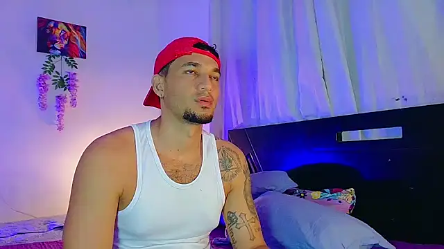 Snapshot of Jeff_Kent2 chatting on 11, 10, 2025 Jeff Kent2 online show from 11, 10, 2025