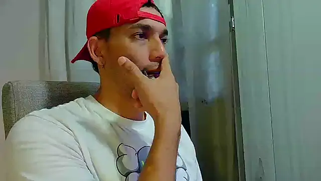 Snapshot of Jeff_Kent2 chatting on 15, 10, 2025 Jeff Kent2 online show from 15, 10, 2025