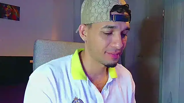 Snapshot of Jeff_Kent2 chatting on 14, 12, 2025 Jeff Kent2 online show from 14, 12, 2025