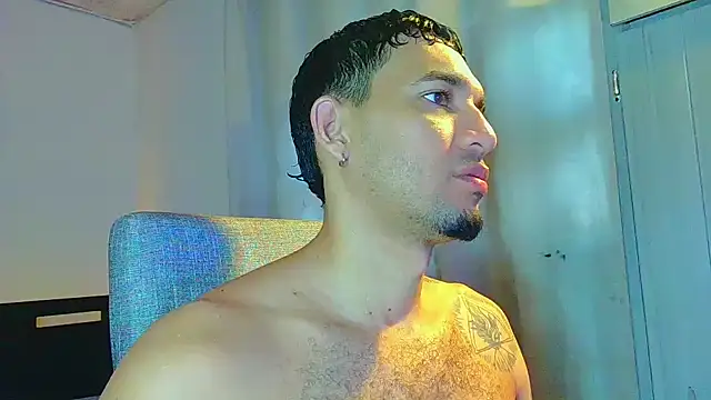 Snapshot of Jeff_Kent2 chatting on 15, 12, 2025 Jeff Kent2 online show from 15, 12, 2025