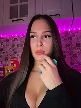 Snapshot of EricaWalls chatting on 27, 2, 2025 EricaWalls online show from 27, 2, 2025