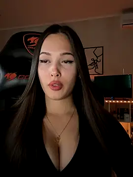 Snapshot of EricaWalls chatting on 12, 9, 2025 EricaWalls online show from 12, 9, 2025