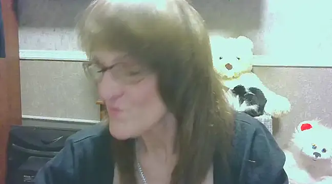 Snapshot of Manulyonok51 chatting on 5, 3, 2025 Manulyonok51 online show from 5, 3, 2025