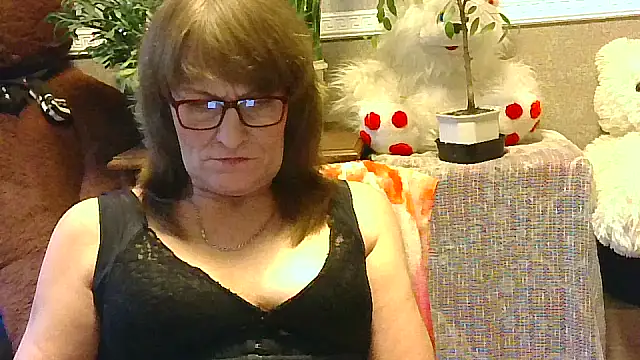 Snapshot of Manulyonok51 chatting on 11, 10, 2025 Manulyonok51 online show from 11, 10, 2025