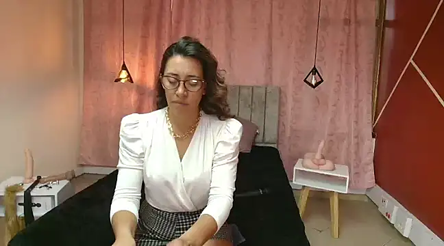 Snapshot of VioletaScott_ chatting on 14, 2, 2025 VioletaScott online show from 14, 2, 2025