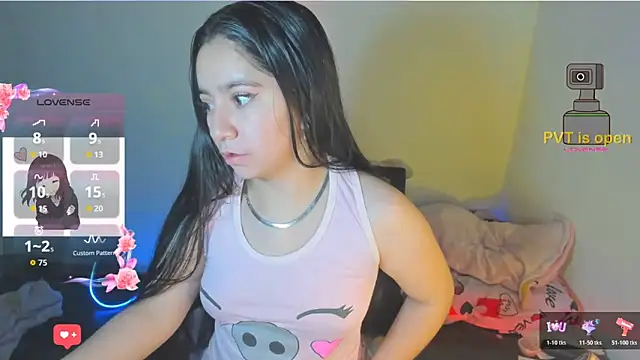 Snapshot of litle_mily_ chatting on 19, 12, 2025 litle mily online show from 19, 12, 2025