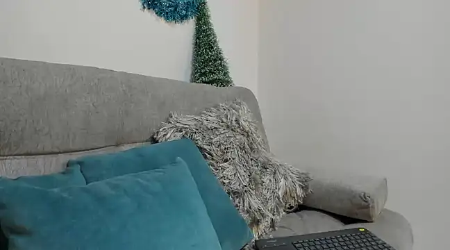 julian wallace online show from 1, 1, 2025