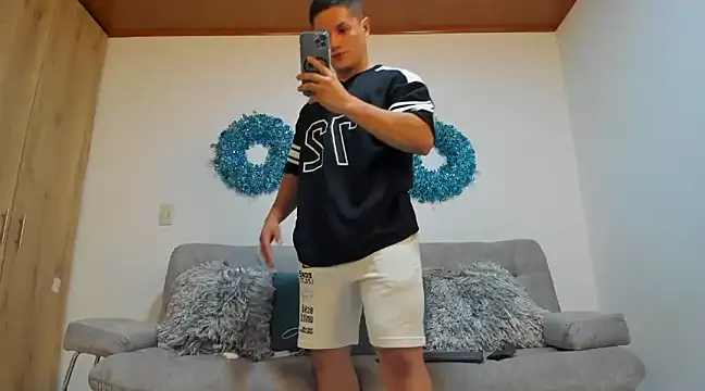 julian wallace online show from 13, 1, 2025