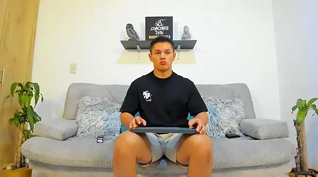 julian wallace online show from 20, 1, 2025