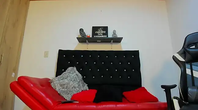 julian wallace online show from 5, 3, 2025