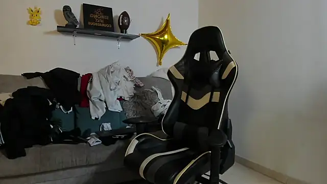 julian wallace online show from 23, 10, 2025