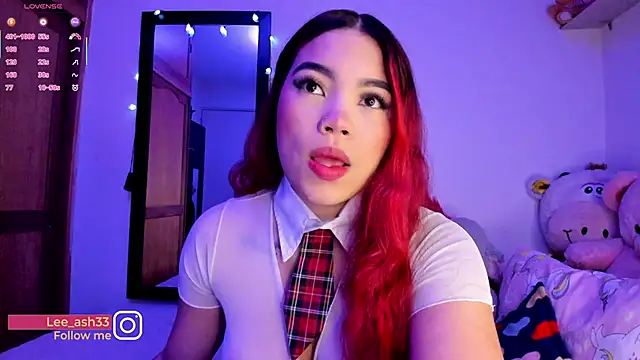 Snapshot of Lee_Ash chatting on 29, 10, 2025 Lee Ash online show from 29, 10, 2025