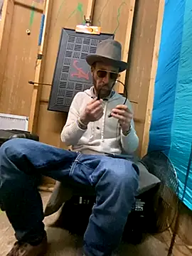 bentoverblonde online show from 5, 12, 2025