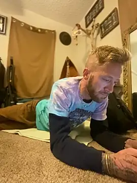 bentoverblonde online show from 14, 12, 2025