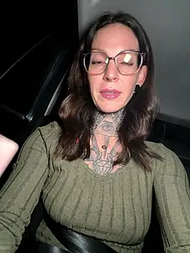 Snapshot of BrownieyQueen chatting on 11, 1, 2026 BrownieyQueen online show from 11, 1, 2026