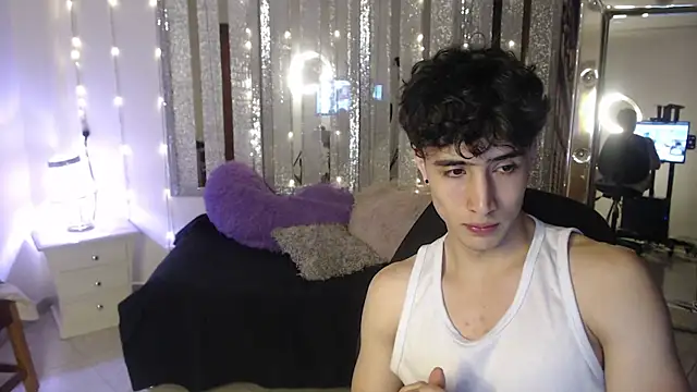 Snapshot of gojo_satoru_18 chatting on 17, 2, 2025 gojo satoru 18 online show from 17, 2, 2025