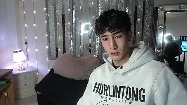 Snapshot of gojo_satoru_18 chatting on 19, 2, 2025 gojo satoru 18 online show from 19, 2, 2025