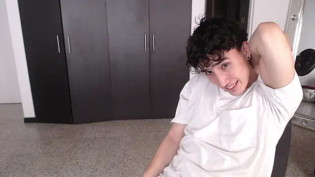 Snapshot of gojo_satoru_18 chatting on 4, 3, 2025 gojo satoru 18 online show from 4, 3, 2025