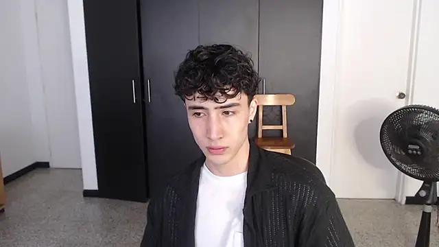 Snapshot of gojo_satoru_18 chatting on 6, 3, 2025 gojo satoru 18 online show from 6, 3, 2025