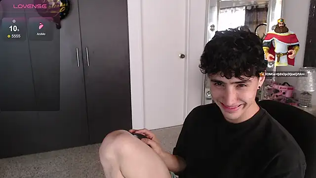 Snapshot of gojo_satoru_18 chatting on 10, 3, 2025 gojo satoru 18 online show from 10, 3, 2025