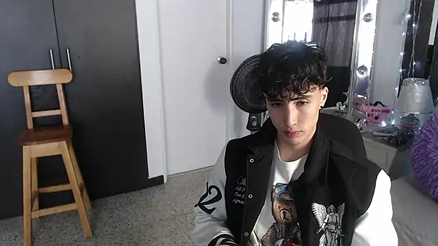 Snapshot of gojo_satoru_18 chatting on 18, 3, 2025 gojo satoru 18 online show from 18, 3, 2025