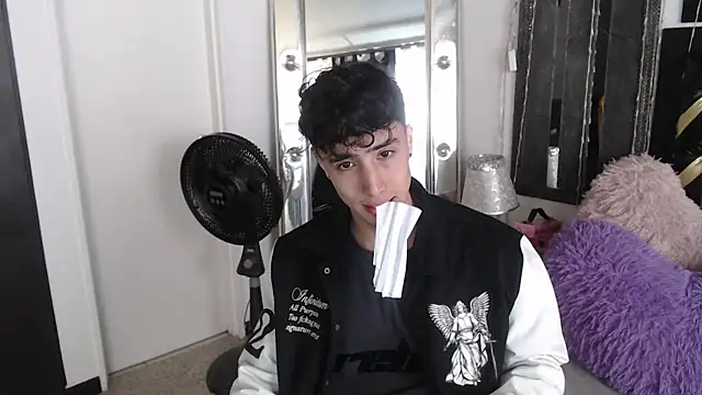 Snapshot of gojo_satoru_18 chatting on 21, 3, 2025 gojo satoru 18 online show from 21, 3, 2025