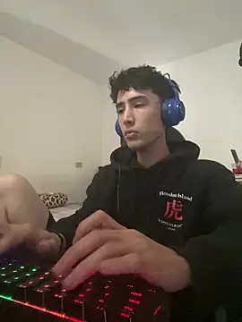 Snapshot of gojo_satoru_18 chatting on 7, 10, 2025 gojo satoru 18 online show from 7, 10, 2025