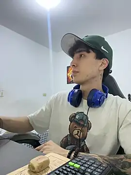 Snapshot of gojo_satoru_18 chatting on 24, 3, 2026 gojo satoru 18 online show from 24, 3, 2026