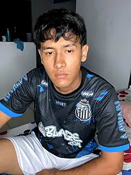 Snapshot of 70nick5672 chatting on 8, 11, 2025 70nick5672 online show from 8, 11, 2025