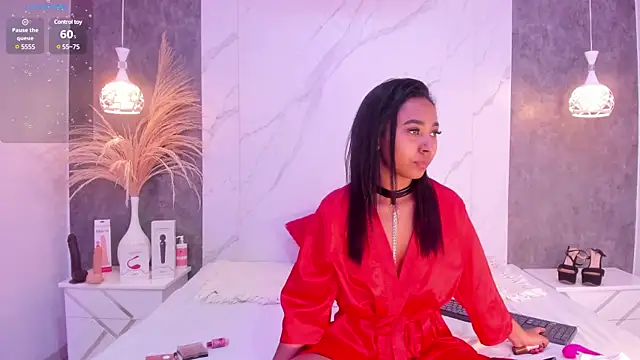 Snapshot of GabrielaLugo chatting on 13, 2, 2025 GabrielaLugo online show from 13, 2, 2025