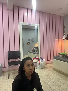 Snapshot of GabrielaLugo chatting on 24, 11, 2025 GabrielaLugo online show from 24, 11, 2025