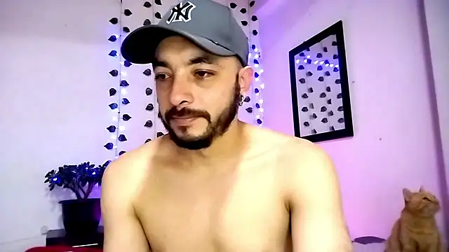 Snapshot of hotlatin92 chatting on 11, 12, 2024 hotlatin92 online show from 11, 12, 2024