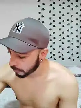 Snapshot of hotlatin92 chatting on 18, 12, 2024 hotlatin92 online show from 18, 12, 2024
