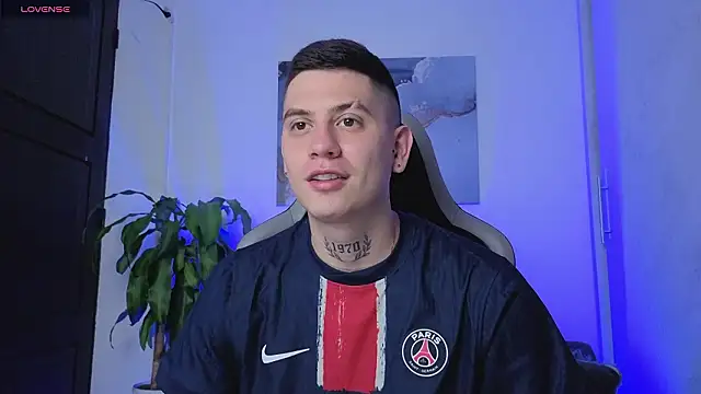 Snapshot of Yeiko_Romero_ chatting on 15, 3, 2026 Yeiko Romero online show from 15, 3, 2026